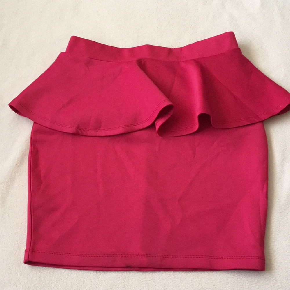 PINK SKIRT